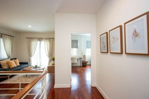 Maison à Chiang Mai, Thaïlande 4 chambres № 160048 - photo 27