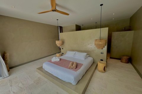 Penthouse in Ko Samui, Thailand 4 bedrooms № 172469 - photo 30