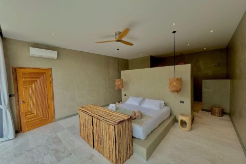Penthouse in Ko Samui, Thailand 4 bedrooms № 172469 - photo 22