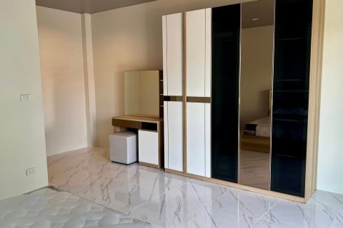 Penthouse in Ko Samui, Thailand 4 bedrooms № 172466 - photo 13