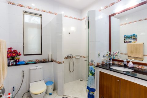 Villa in Hua Hin, Thailand 4 bedrooms № 205708 - photo 27