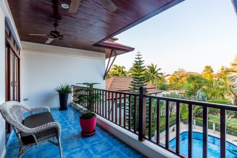 Villa in Hua Hin, Thailand 4 bedrooms № 205708 - photo 21