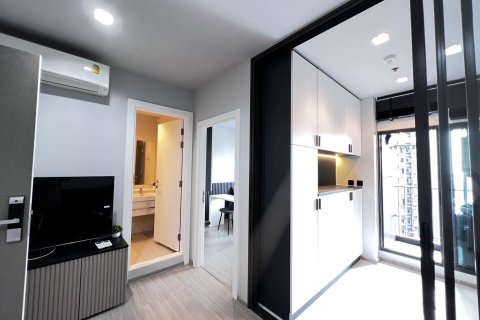 Studio in the Condo in Ratchathewi, Bangkok, Thailand № 171863 - photo 1