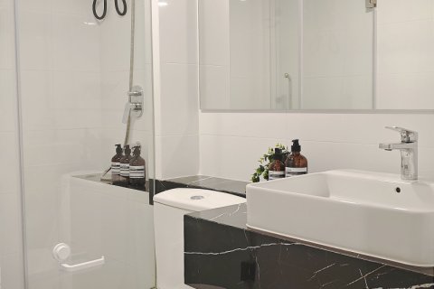 Studio dans le Condo à Din Daeng, Bangkok, Thaïlande № 171867 - photo 5