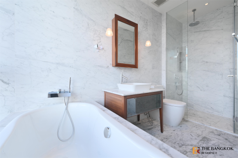 Condo in Bangkok, Thailand, 2 bedrooms  № 184200 - photo 4