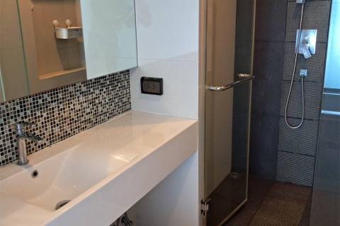 Condo in Bangkok, Thailand, 1 bedroom № 184198 - photo 8