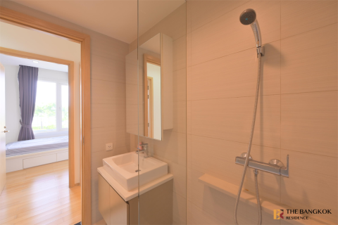 Condo in Bangkok, Thailand, 2 bedrooms № 184195 - photo 6