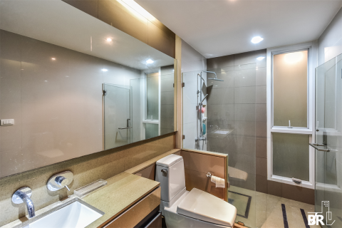 Condo in Bangkok, Thailand, 2 bedrooms № 184201 - photo 8