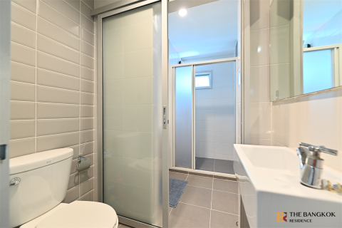 Condo in Bangkok, Thailand, 2 bedrooms  № 184196 - photo 9