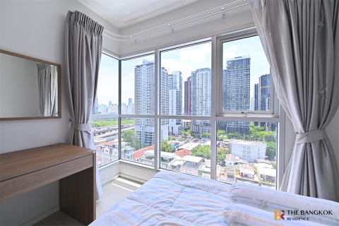 Condo in Bangkok, Thailand, 2 bedrooms  № 184196 - photo 2