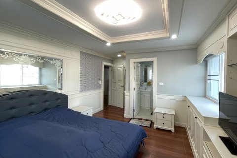 Condo à Watthana, Bangkok, Thaïlande, 2 chambres № 201057 - photo 5