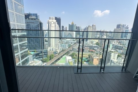 Condo à Khlong Toei, Bangkok, Thaïlande, 2 chambres № 201051 - photo 4