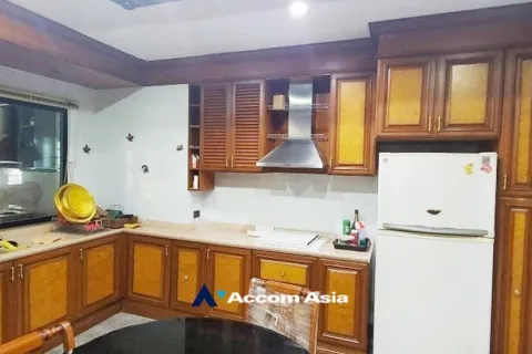 Reihenhaus in Bang Kho Laem, Bangkok, Thailand 4 Schlafzimmer № 216649 - Foto 4