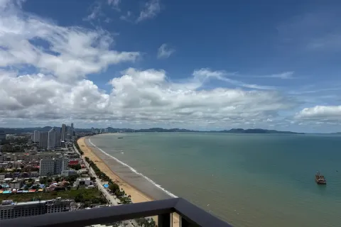 Condominio de 2 dormitorios en Jomtien Beach, Pattaya, Tailandia № 210929 - foto 15