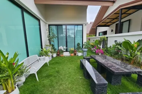 Casa de 2 dormitorios en Pattaya, Tailandia № 210924 - foto 18