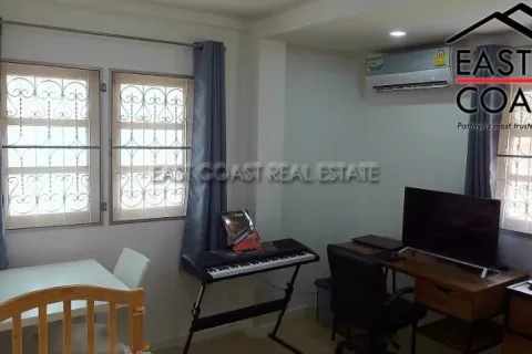 Casa de 3 dormitorios en Pattaya, Tailandia № 212541 - foto 12