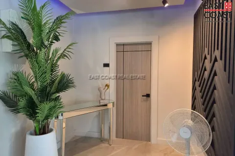 Casa de 4 dormitorios en Pattaya, Tailandia № 212537 - foto 10