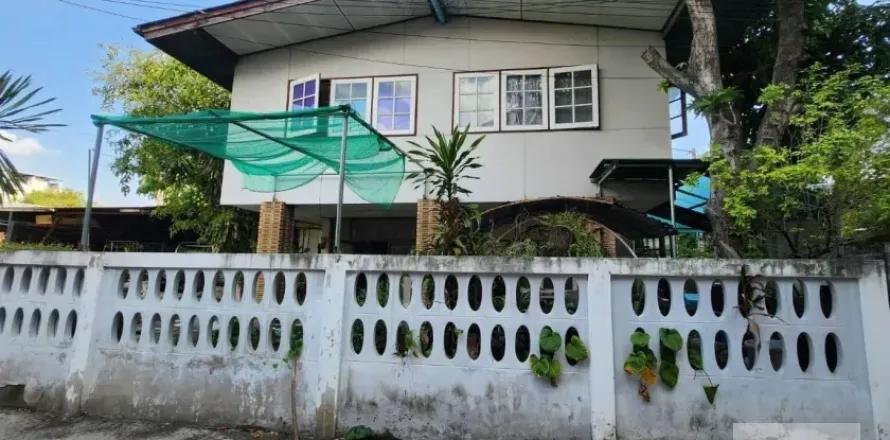 Haus in Suan Luang, Bangkok, Thailand 4 Schlafzimmer № 220049