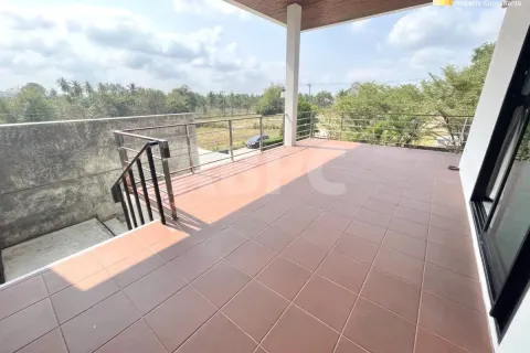 Casa de 3 dormitorios en Pattaya, Tailandia № 211895 - foto 11