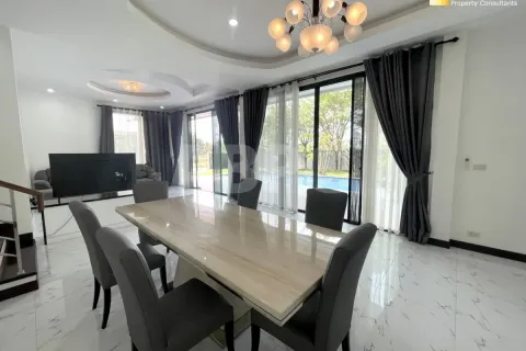 Casa de 3 dormitorios en Pattaya, Tailandia № 211895 - foto 15