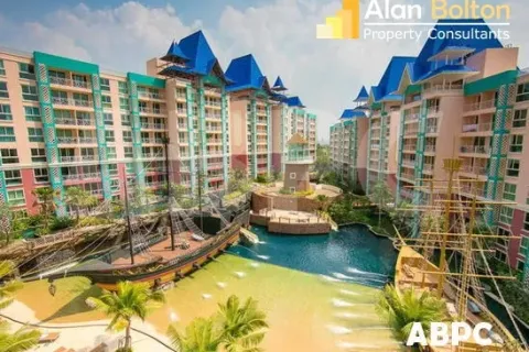 Condominio de 2 dormitorios en Jomtien Beach, Pattaya, Tailandia № 211890 - foto 3