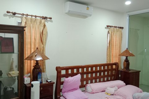 Дом в Минбури, Бангкок, Таиланд с 4 спальнями № 153197 - фото 17