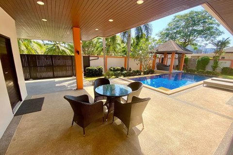 Villa in Phuket, Thailand 3 bedrooms № 153192 - photo 11