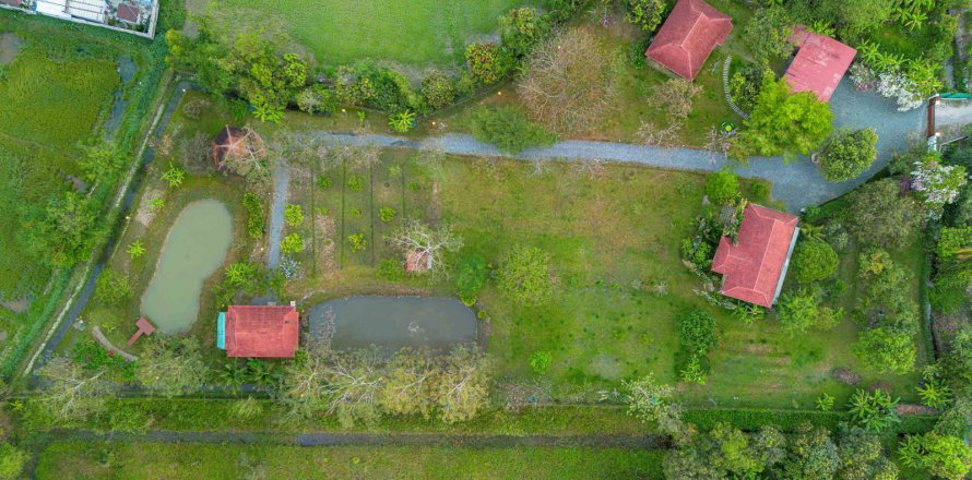 House in Chiang Mai, Thailand 4 bedrooms № 122809