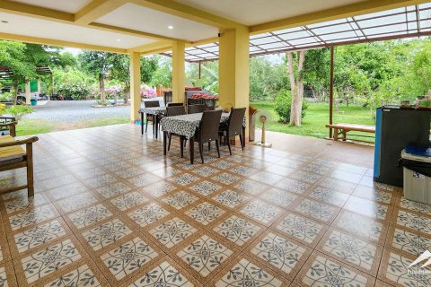 House in Chiang Mai, Thailand 4 bedrooms № 122809 - photo 17