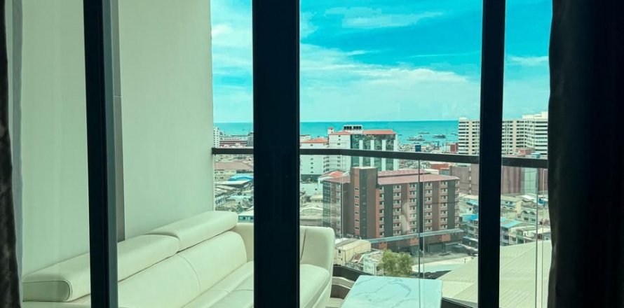 Кондоминиум с 2 спальнями в Паттайе, Таиланд № 135993