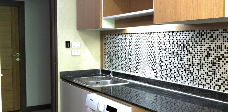 Studio dans le Condo à Phuket, Thaïlande  № 135994