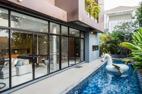 Maison à Watthana, Bangkok, Thaïlande 4 chambres № 200644