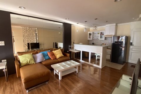 Condo à Khlong Toei, Bangkok, Thaïlande, 2 chambres № 200638 - photo 10