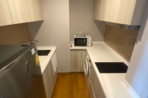 Condo à Khlong Toei, Bangkok, Thaïlande, 2 chambres  № 167947 - photo 8