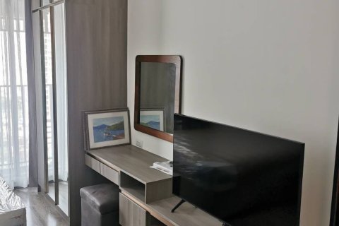 Studio in the Condo in Watthana, Bangkok, Thailand  № 167944 - photo 2