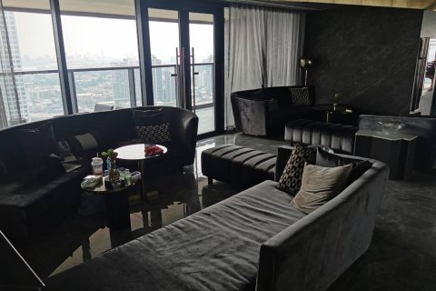 Studio in the Condo in Watthana, Bangkok, Thailand  № 167944 - photo 4