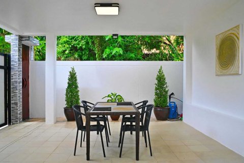 Villa in Phuket, Thailand 2 bedrooms № 167787 - photo 8