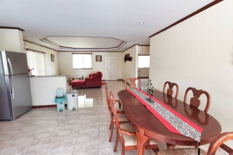 Вилла в Хуа Хине, Таиланд с 2 спальнями  № 167786 - фото 20