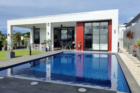 Villa in Pattaya, Thailand 3 bedrooms № 167790