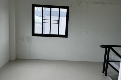 Office in Pathum Thani, Thailand № 156939 - photo 2