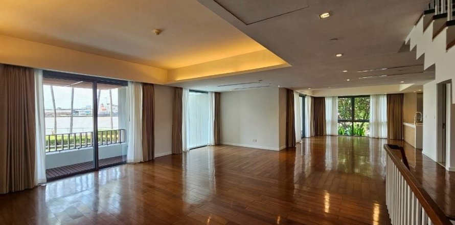 Penthouse in Yan Nawa, Bangkok, Thailand 4 bedrooms № 148005