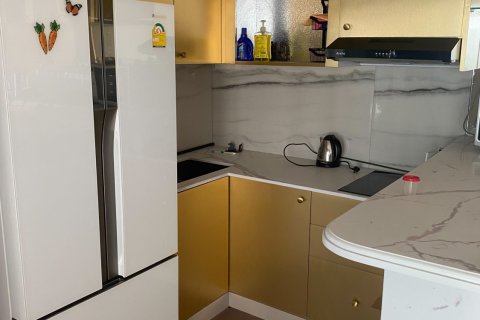 Condo in Ratchathewi, Bangkok, Thailand, 2 bedrooms  № 148003 - photo 6