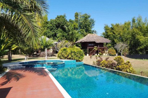 Propriété commerciale à Chiang Mai, Thaïlande 380 m2 № 162819 - photo 13