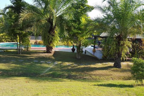 Propriété commerciale à Chiang Mai, Thaïlande 380 m2 № 162819 - photo 21