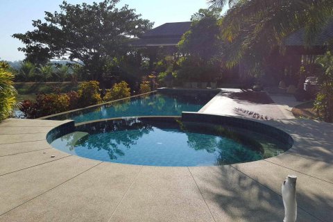 Propriété commerciale à Chiang Mai, Thaïlande 380 m2 № 162819 - photo 4