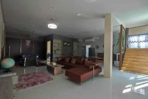 Дом в Чиангмае, Таиланд с 5 спальнями № 162823 - фото 4