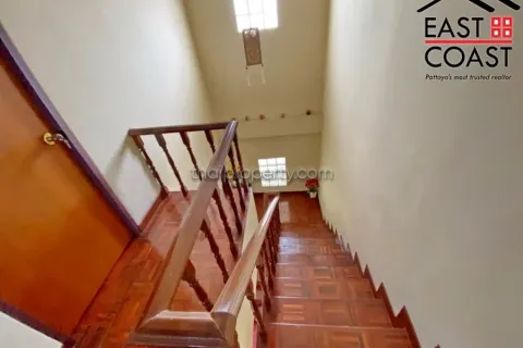 Casa de 3 dormitorios en Pattaya, Tailandia № 213816 - foto 15
