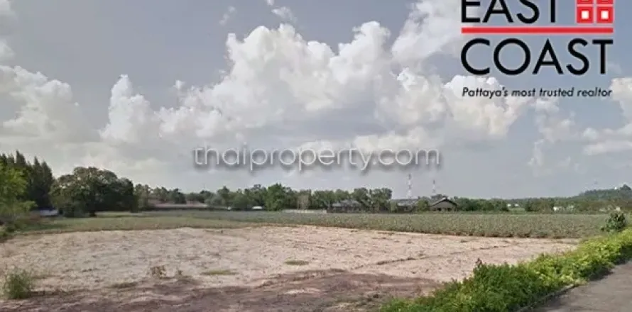 Terreno en Pattaya, Tailandia № 213820