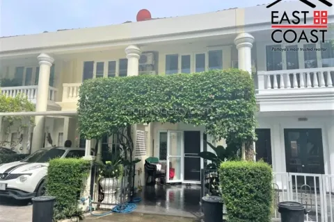 Casa de 3 dormitorios en Pattaya, Tailandia № 213822