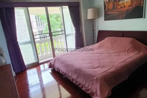 Casa de 3 dormitorios en Pattaya, Tailandia № 213822 - foto 6